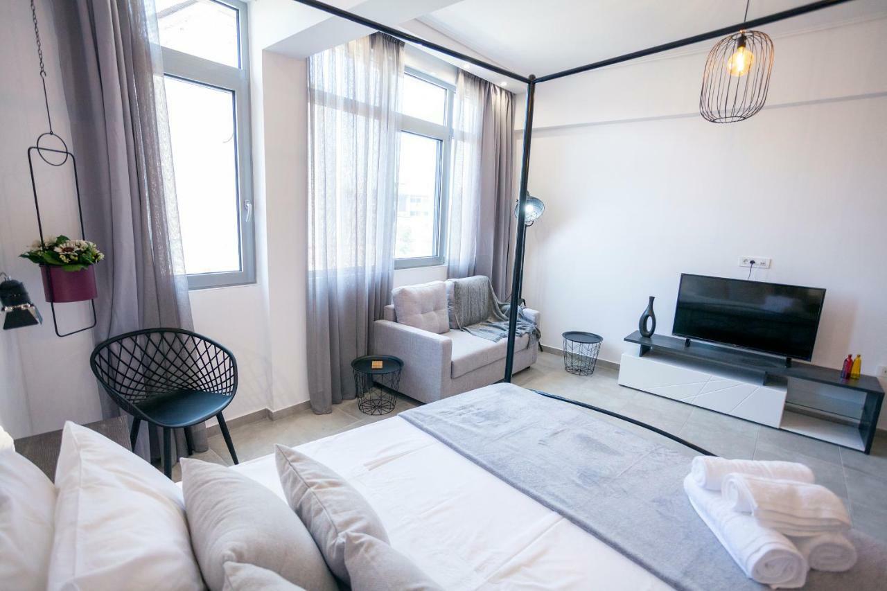 Aristophanes Luxury Flat Psyrri Square Apartment เอเธนส์ ภายนอก รูปภาพ