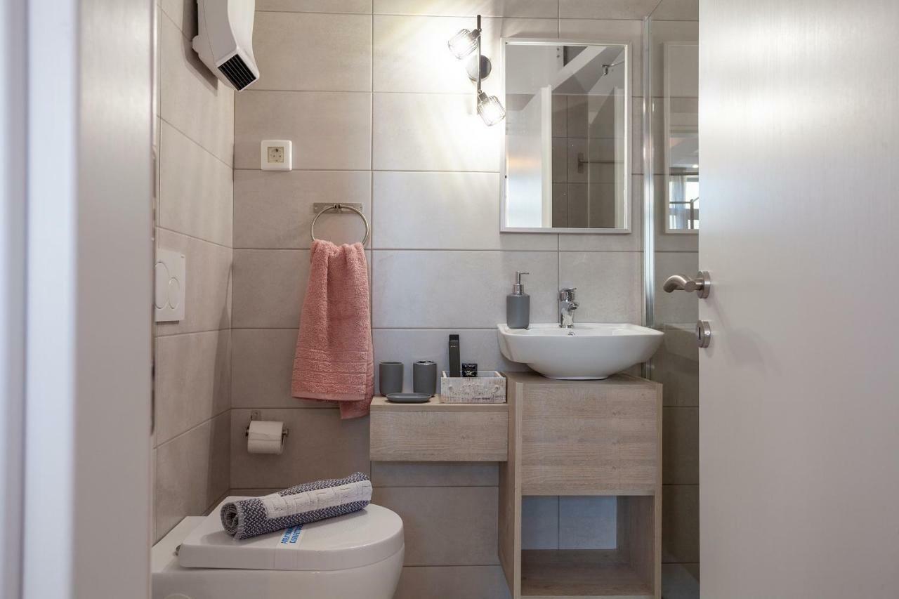 Aristophanes Luxury Flat Psyrri Square Apartment เอเธนส์ ภายนอก รูปภาพ